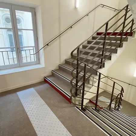 Hostel Flamingo Gare Centre *