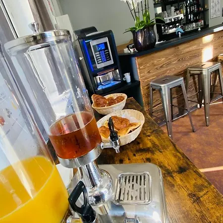 Hostel Flamingo Gare Centre