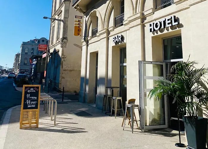 Flamingo Gare Centre Albergue